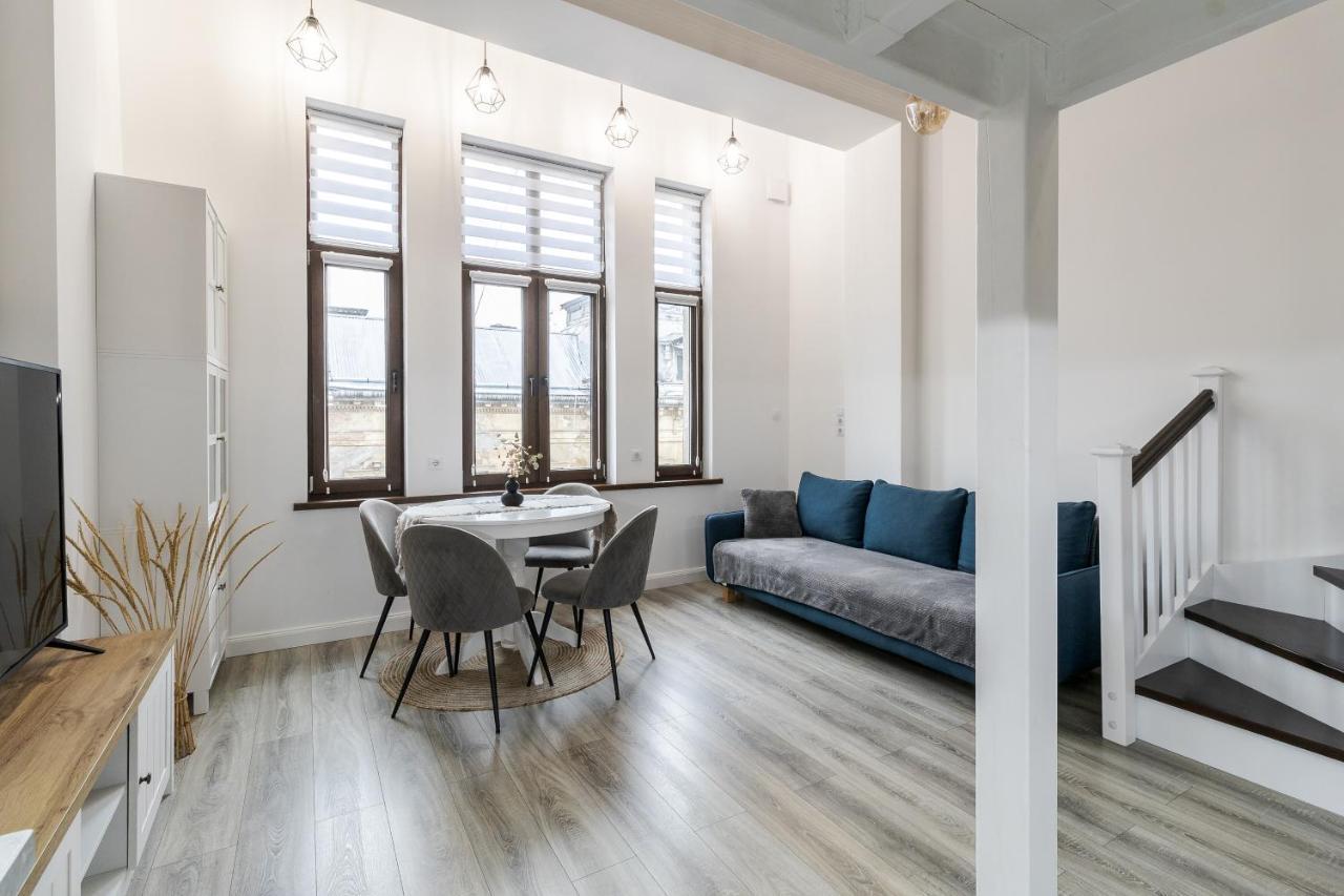 Inshiapartments On Slovatskoho Str ลวีฟ ภายนอก รูปภาพ