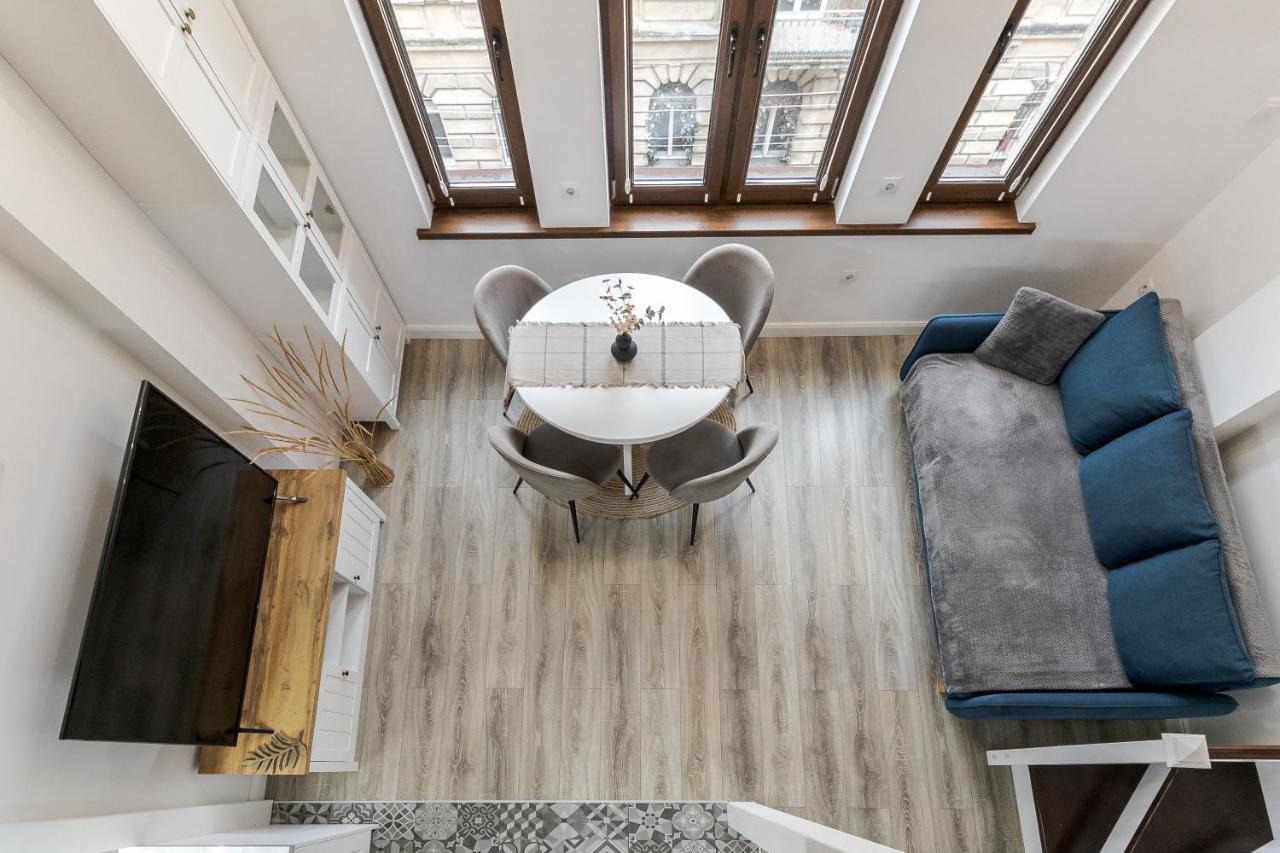 Inshiapartments On Slovatskoho Str ลวีฟ ภายนอก รูปภาพ