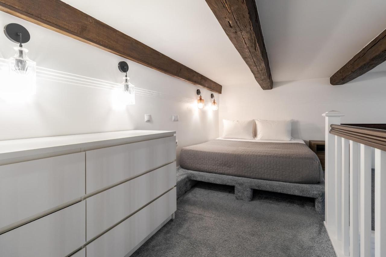 Inshiapartments On Slovatskoho Str ลวีฟ ภายนอก รูปภาพ