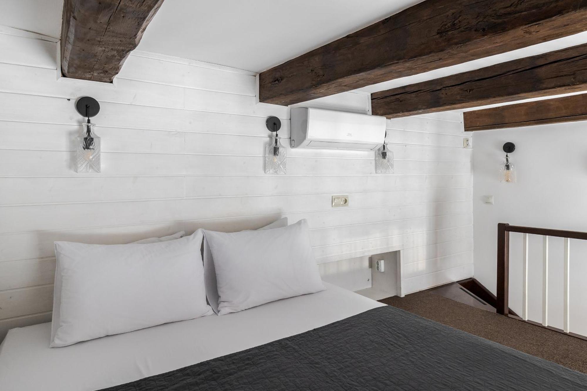 Inshiapartments On Slovatskoho Str ลวีฟ ภายนอก รูปภาพ