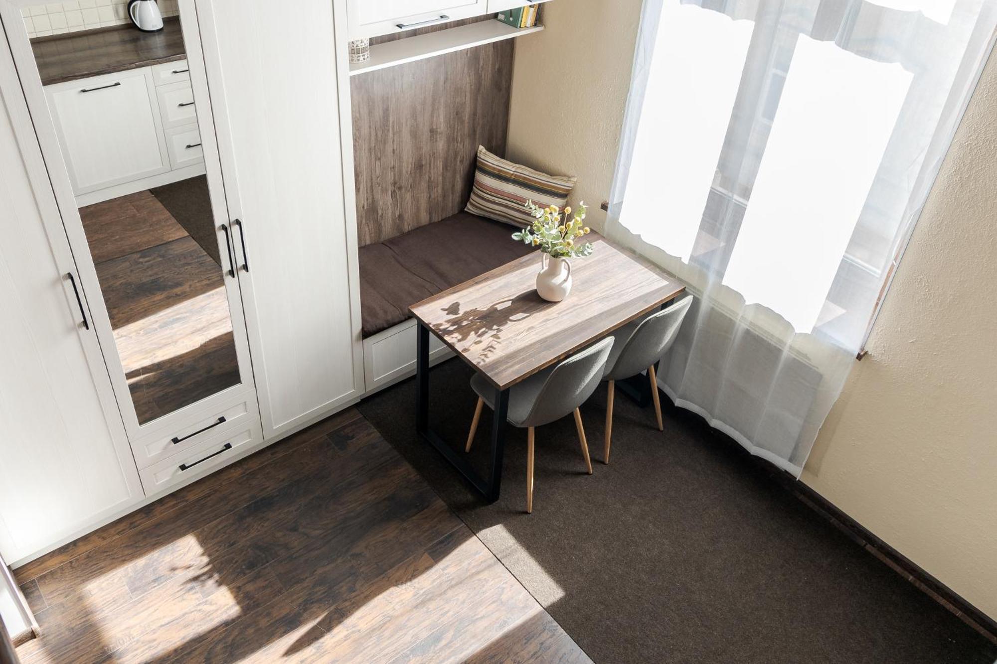 Inshiapartments On Slovatskoho Str ลวีฟ ภายนอก รูปภาพ